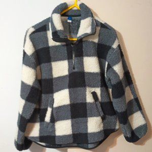 EUC ~Old Navy Cozy Sherpa 1/2 Zip Pullover - Black Buffalo Plaid (Size: Small)